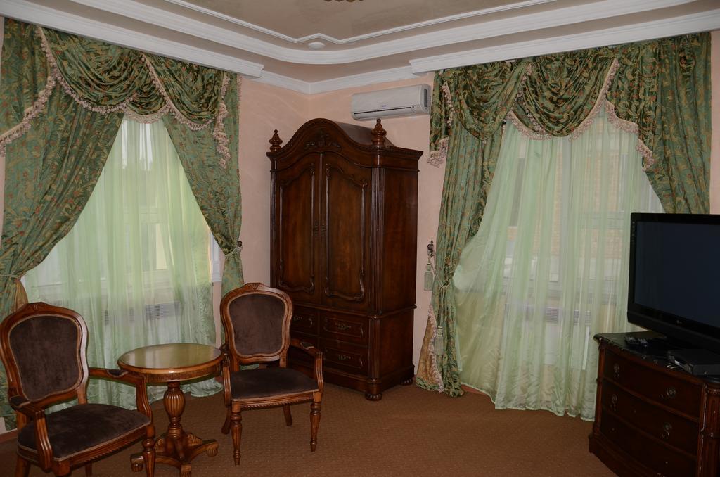 Saryarka Hotel Astana Cameră foto